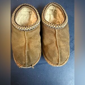 UGG Brown Kids Slippers